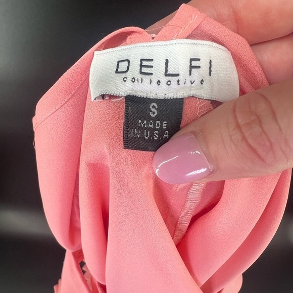 Delfi Collective Everly pleated ruffled cold shoulder tank top in “blush” size S - Picture 4 of 10